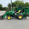 JD 2520 4wd HST cw Lewis Loader & Back Actor - Only 834hrs! - SOLD