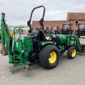 JD 2520 4wd HST cw Lewis Loader & Back Actor - Only 834hrs! - SOLD