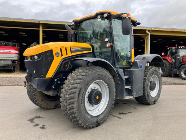 JCB 4220 Fastrac - 3342 hours